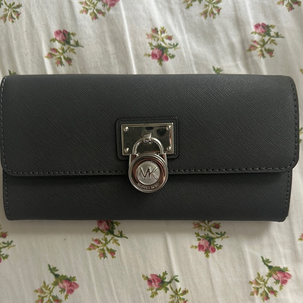 Michael Kors Grey Wallet